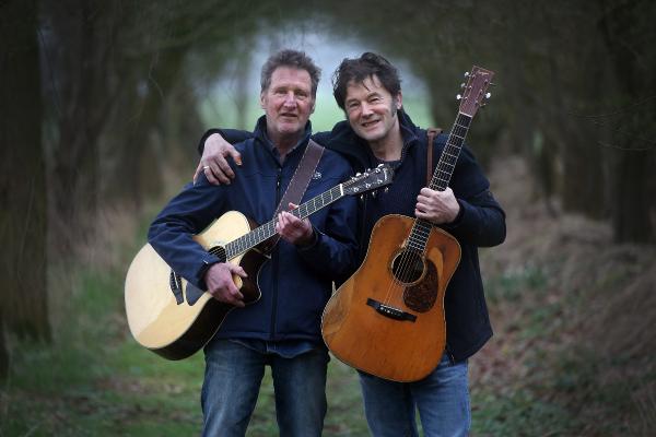 Muzikale rondvaart m.m.v Piter Wilkens en Jaap Louwes